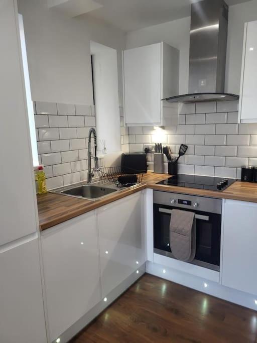 Modern Apartment Nottingham Exteriör bild