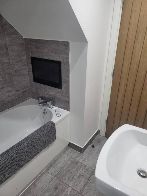 Modern Apartment Nottingham Exteriör bild